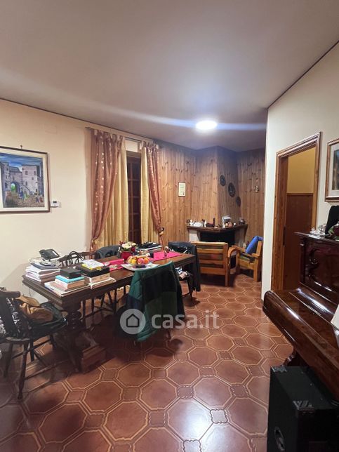 Appartamento in residenziale in Via Pareti Cornella 27