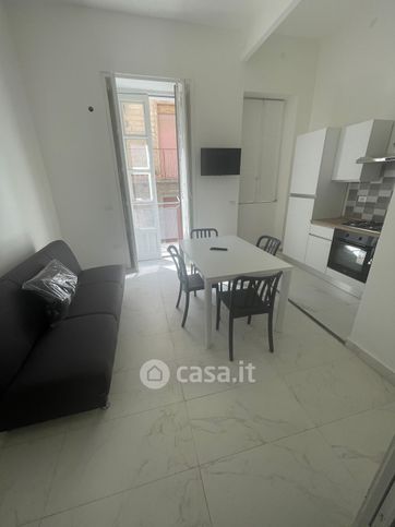 Appartamento in residenziale in Via Lisia