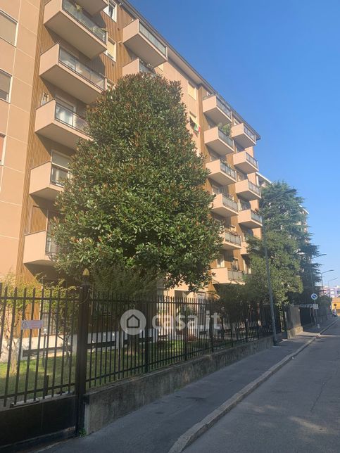 Appartamento in residenziale in Via Silvio Zambaldi