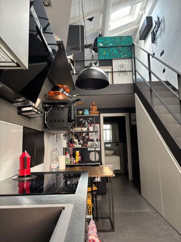 Loft in residenziale in Via Bartolomeo Passarotti 3