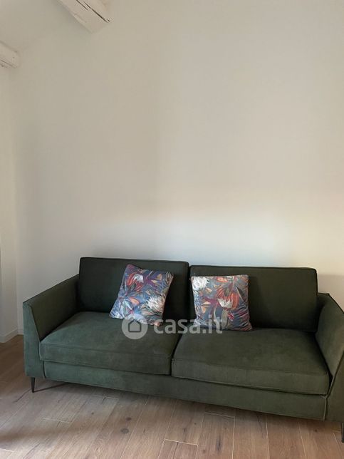 Appartamento in residenziale in Piazza Erminio Ferretto
