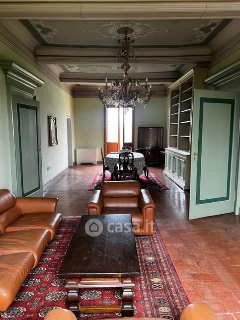 Appartamento in residenziale in Strada Montanara