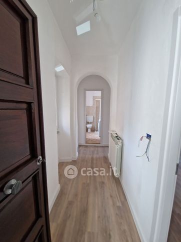 Appartamento in residenziale in Via Casteldragone 11