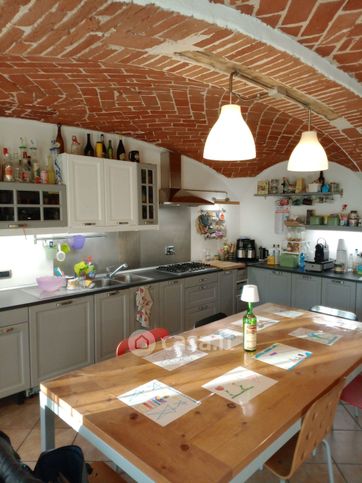 Casa indipendente in residenziale in Strada Porzioni