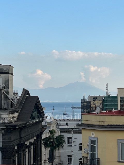 Appartamento in residenziale in Via Mezzocannone