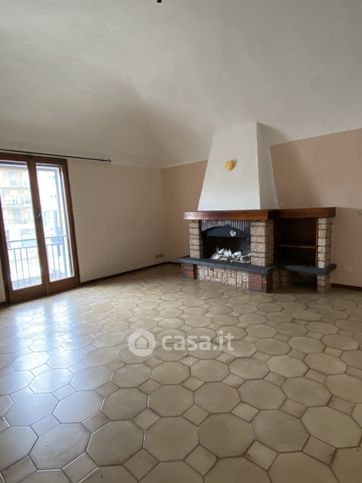 Appartamento in residenziale in Piazza XXV Aprile 15