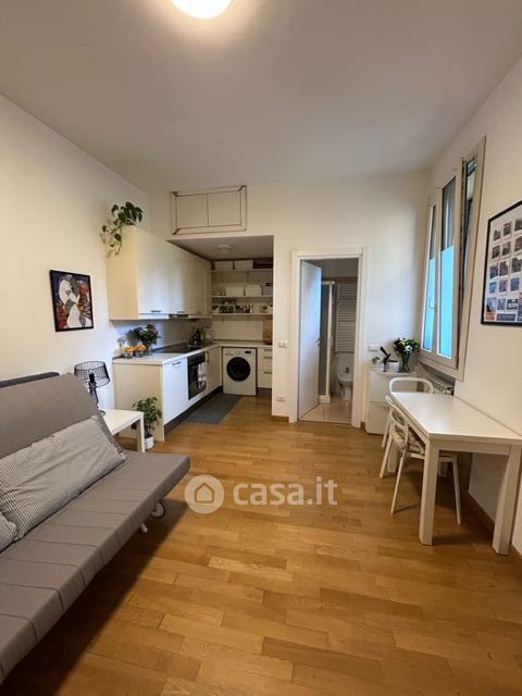 Appartamento in residenziale in Via Pasquale Sottocorno 7