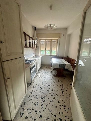 Appartamento in residenziale in Via Ferrarelli Vincenzo 105