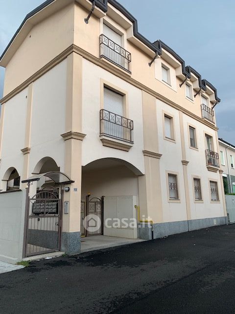 Appartamento in residenziale in Via Gerosa 13