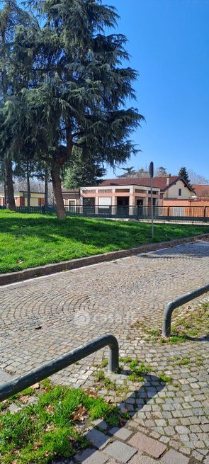 Garage/posto auto in residenziale in Piazzale Costantino il Grande 174