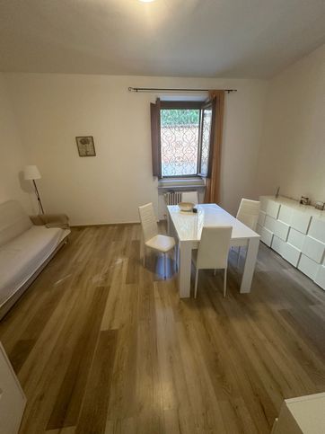 Appartamento in residenziale in Via Giuseppe Robolini 2