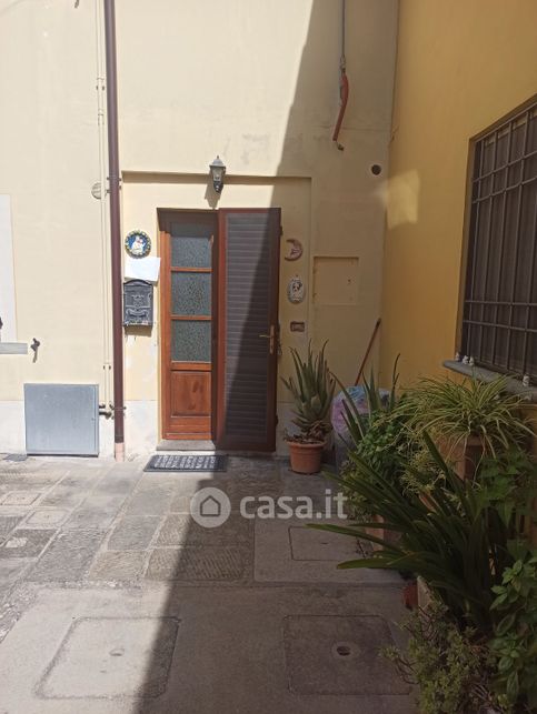 Casa indipendente in residenziale in Del baco