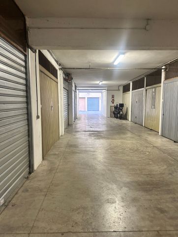 Box/posto auto in residenziale in Via del Casale Agostinelli