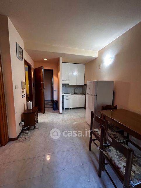 Appartamento in residenziale in Via M. Angeloni 107