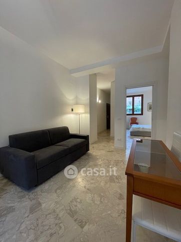 Appartamento in residenziale in Via Carlo del Greco