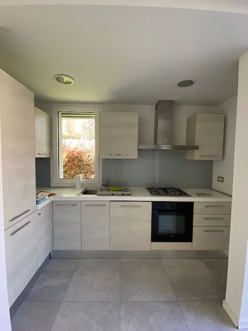 Appartamento in residenziale in Viale Arno