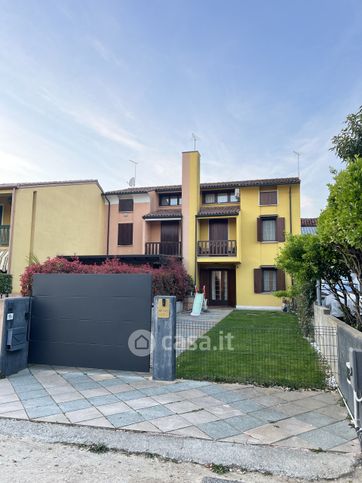 Villetta a schiera in residenziale in Via Lama