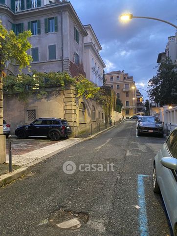 Ufficio in commerciale in Via Antonio Bertoloni