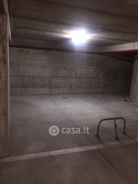 Garage/posto auto in residenziale in Via dei Grilli