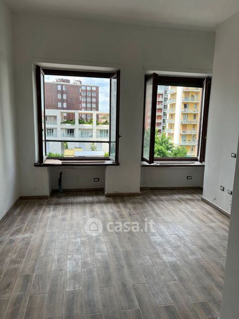 Appartamento in residenziale in Via Privata Angera 3