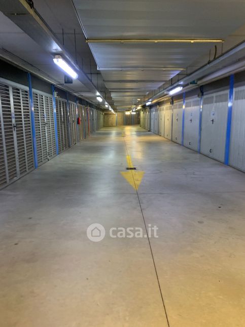 Garage/posto auto in residenziale in Via Trescore 6