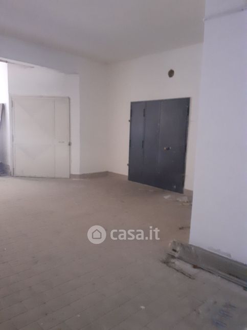 Garage/posto auto in residenziale in Via Montenuovo Licola Patria 10