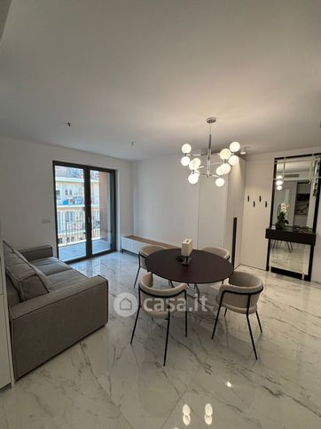 Attico/mansarda in residenziale in Via Giuseppe Compagnoni 12