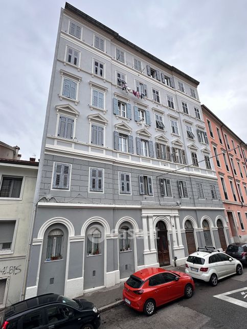 Appartamento in residenziale in Via Luigi Frausin 8