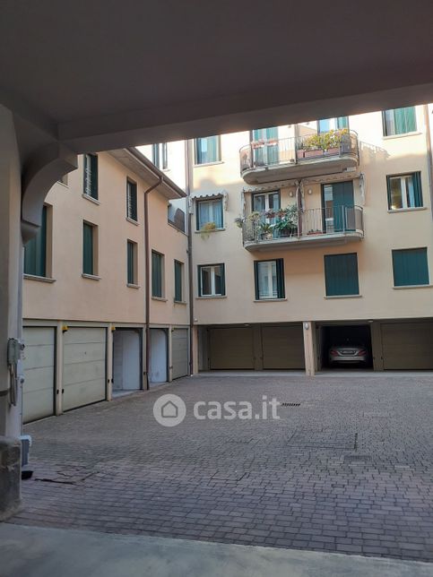 Appartamento in residenziale in Via Cremona 8