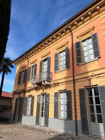 Villa in residenziale in 