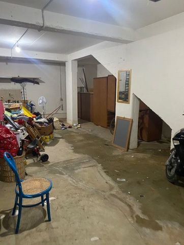 Box/posto auto in residenziale in Via Landi 52