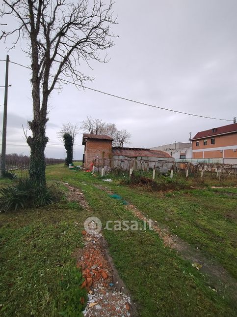 Terreno agricolo in commerciale in Via Canaletto 12