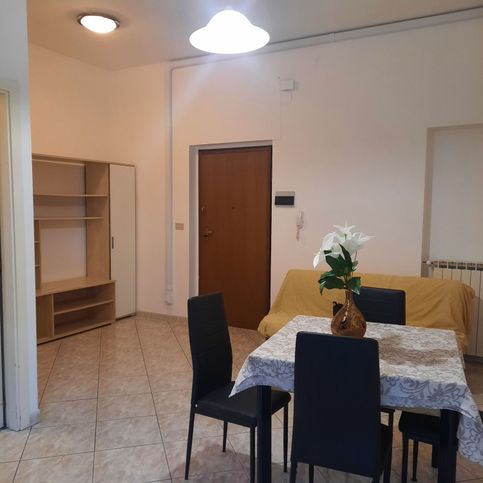 Appartamento in residenziale in Via Donato Bramante 15