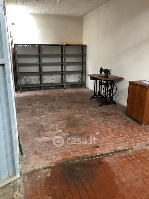 Garage/posto auto in residenziale in Via Leone Pancaldo 3