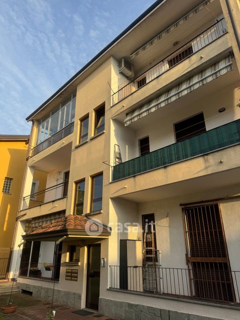 Appartamento in residenziale in Via Monsignor Paleari