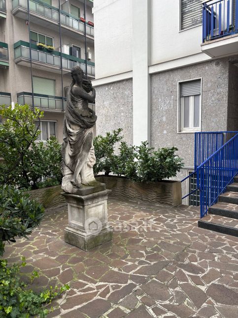 Appartamento in residenziale in Via Giovanni Antonio Amadeo 24