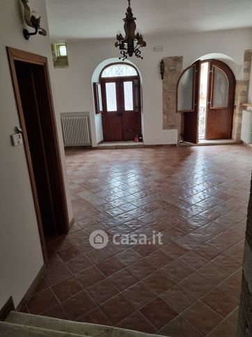 Ufficio in commerciale in Costa Masciarelli