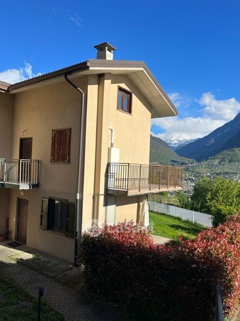 Appartamento in residenziale in Via Ambria