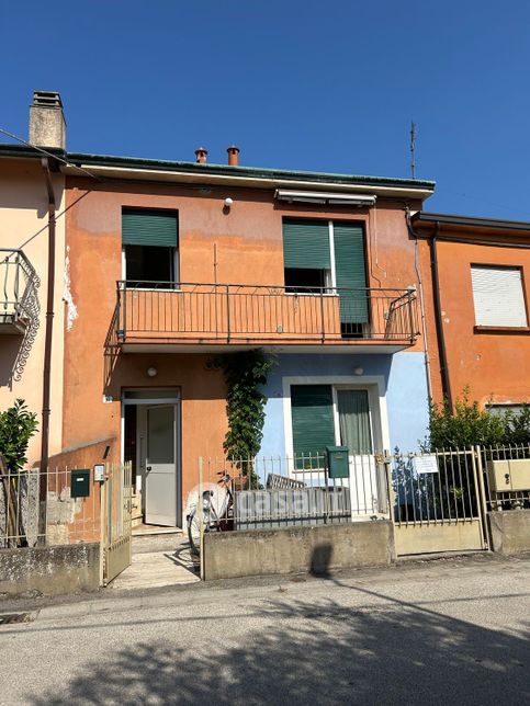 Appartamento in residenziale in Via Enrico Cottino 37