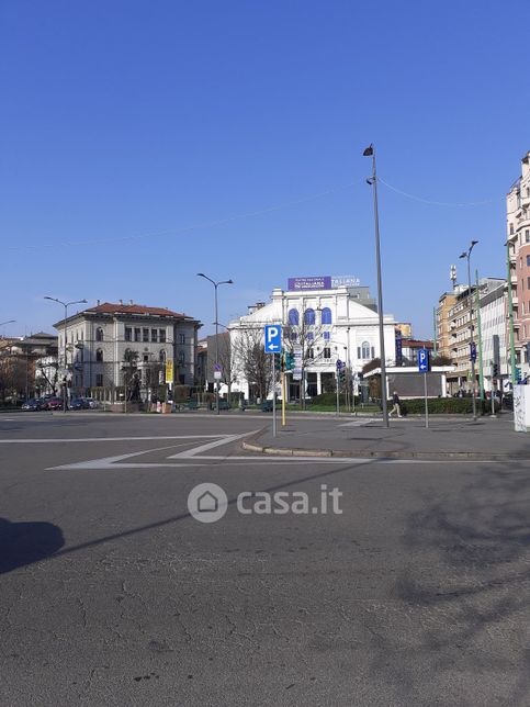 Appartamento in residenziale in Piazza Piemonte