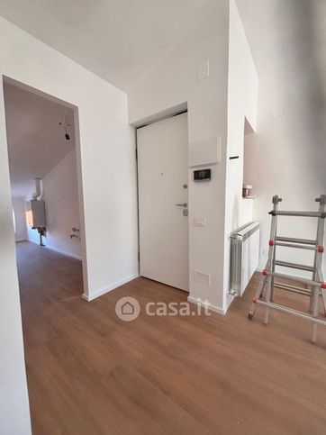 Appartamento in residenziale in Via Giuseppe Castellano 19
