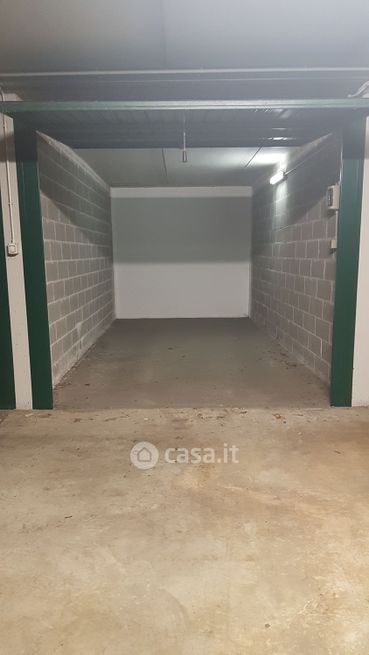 Garage/posto auto in residenziale in Via Magolfa 32