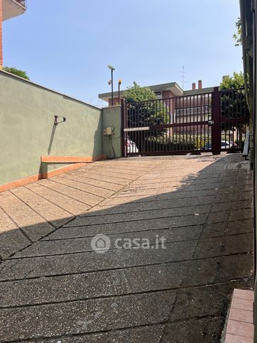 Box/posto auto in residenziale in Via Achille Gaggia 11