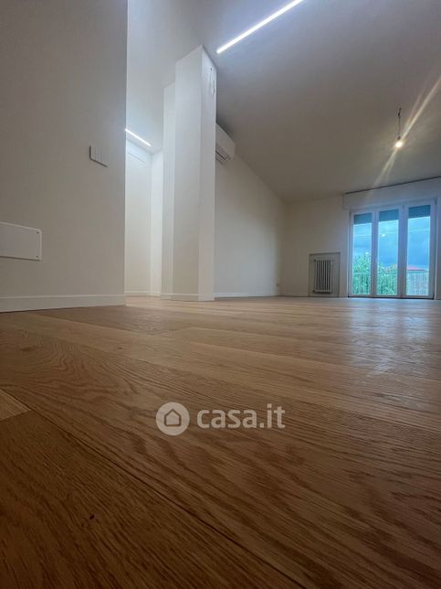 Appartamento in residenziale in Via G. Suardi 19