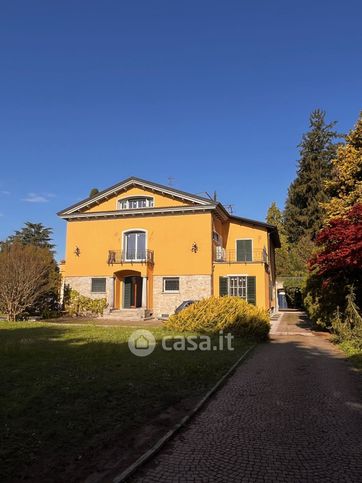 Appartamento in residenziale in Via Silvio Pellico 8