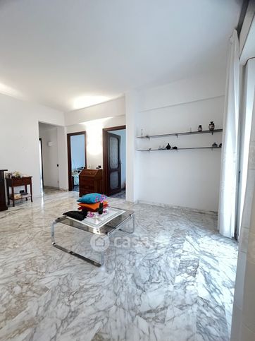 Appartamento in residenziale in Via Casimiro Corradi 13