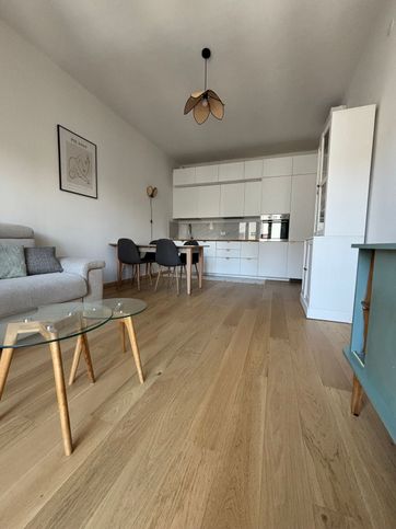 Appartamento in residenziale in Via Francesco Caracciolo