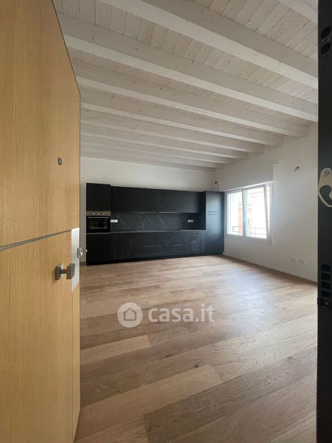 Appartamento in residenziale in Corso Isonzo