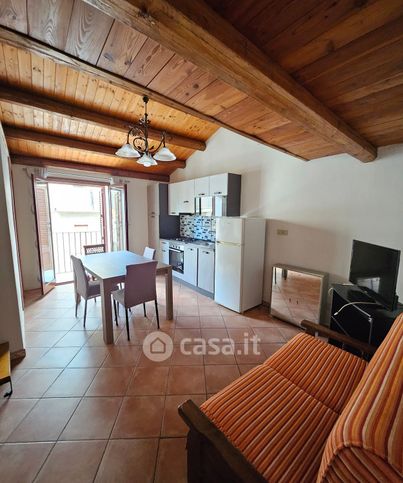 Appartamento in residenziale in Via Greco Carlino 6
