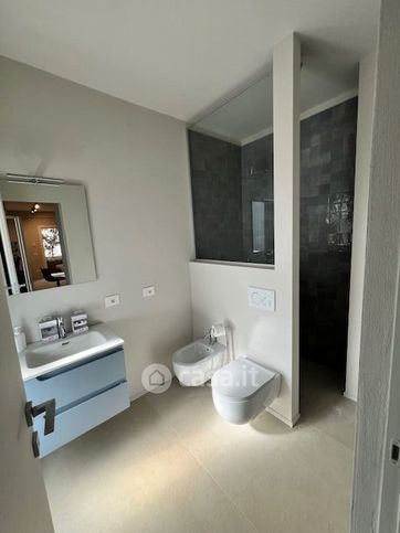Appartamento in residenziale in Viale Nullo